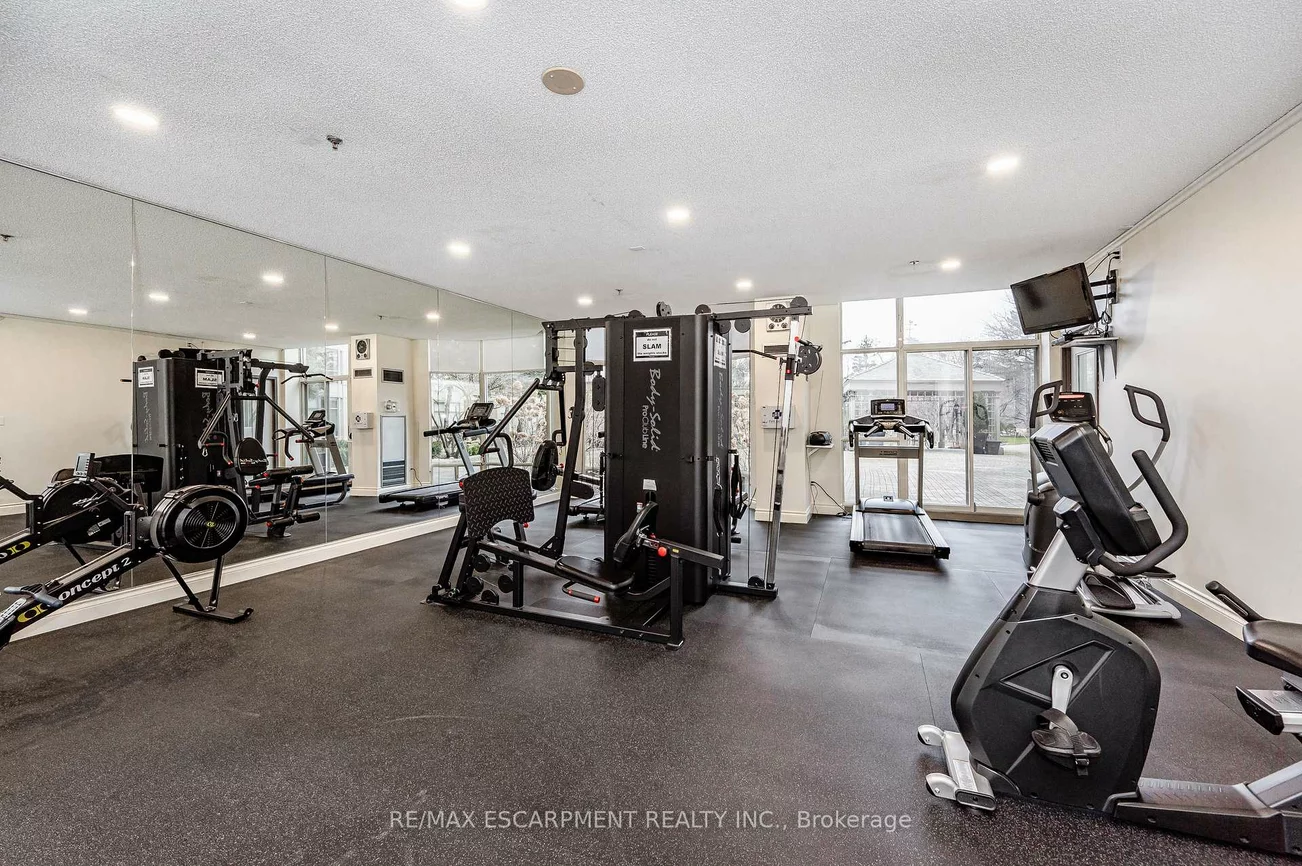 2511, Lakeshore, 1001 - BR Bronte, Oakville