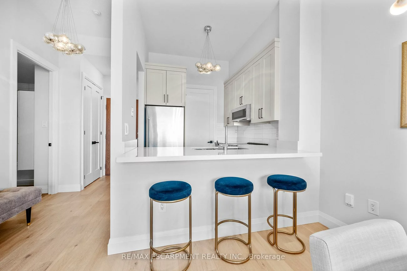 2511, Lakeshore, 1001 - BR Bronte, Oakville