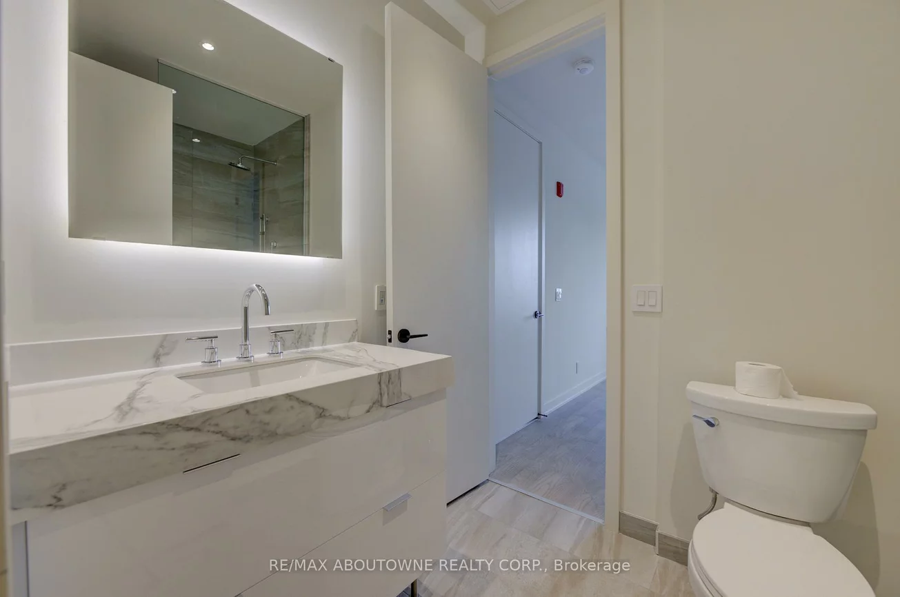 123, MAURICE, 1002 - CO Central, Oakville