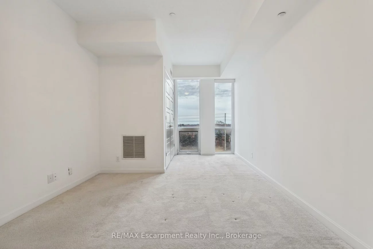 3028, CREEKSHORE COMMON, 1008 - GO Glenorchy, Oakville