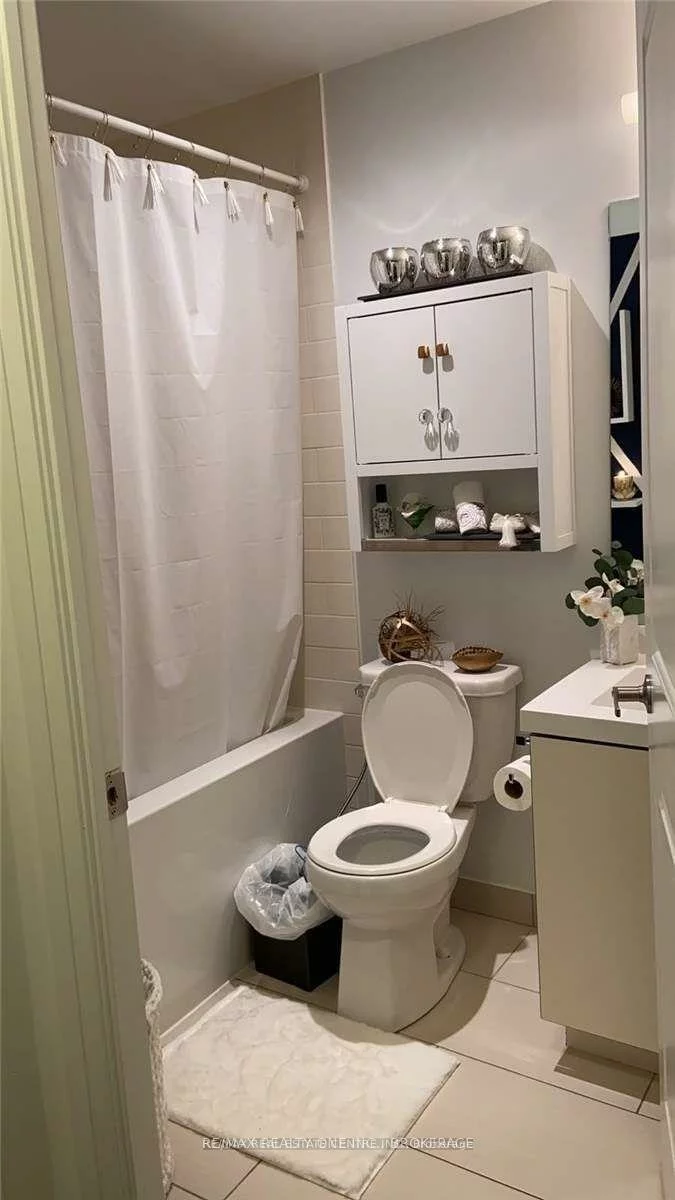 65, Speers, 1002 - CO Central, Oakville