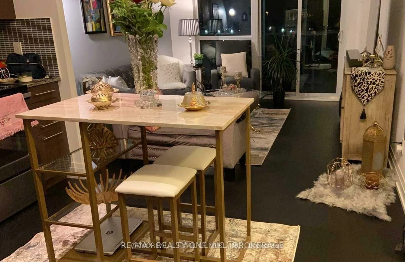 65, Speers, 1002 - CO Central, Oakville