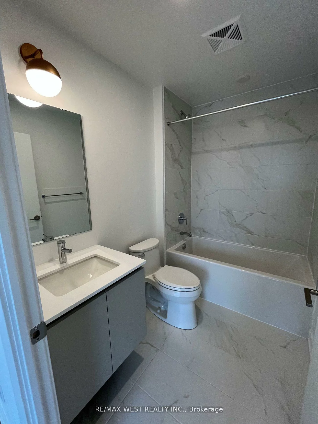 405, Dundas, 1008 - GO Glenorchy, Oakville