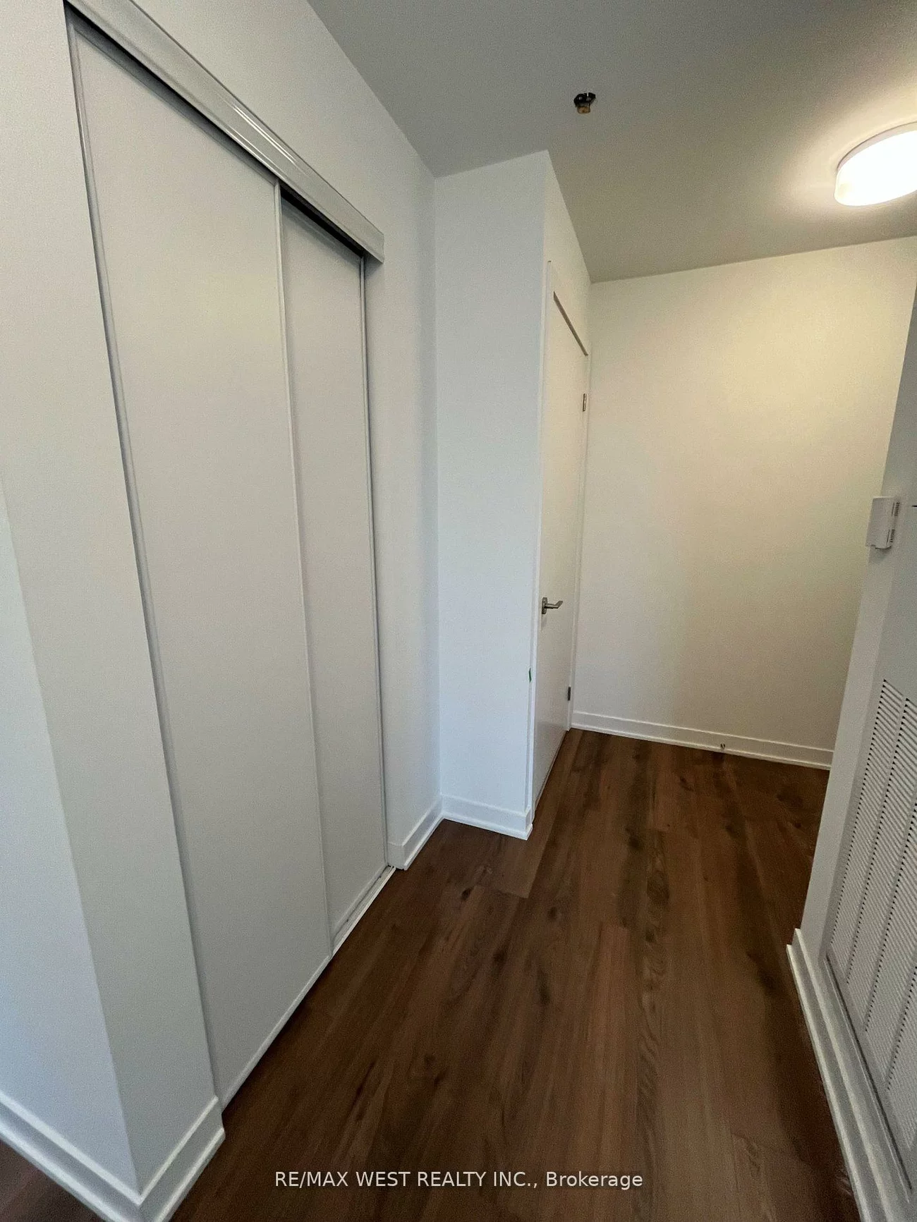 405, Dundas, 1008 - GO Glenorchy, Oakville