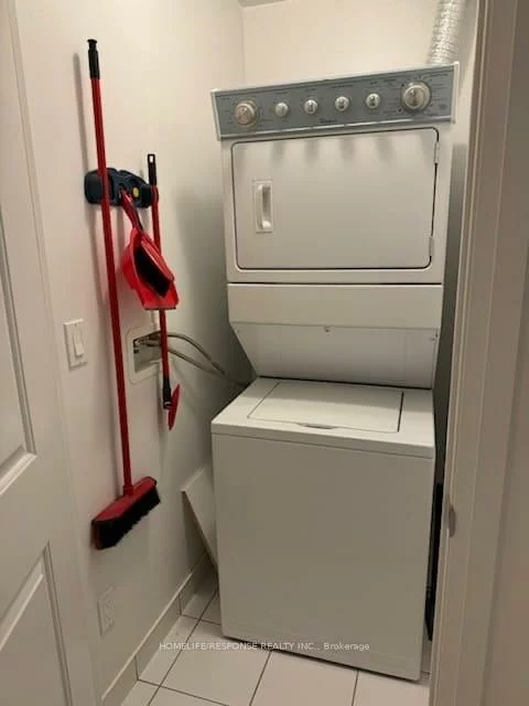 65, SPEERS, 1002 - CO Central, Oakville