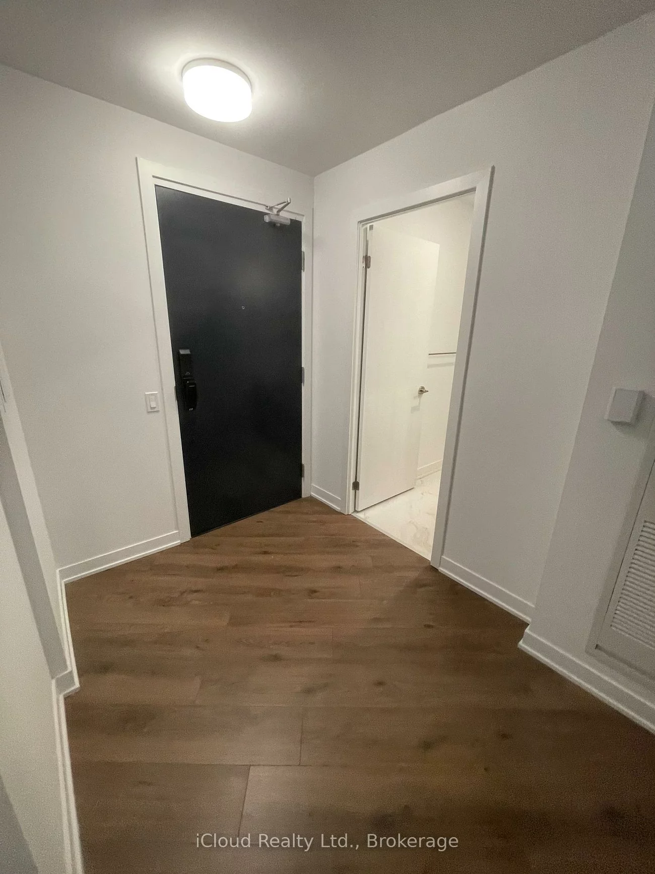 395, Dundas, 1008 - GO Glenorchy, Oakville
