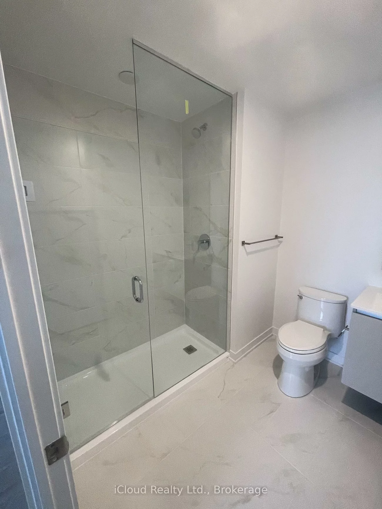 395, Dundas, 1008 - GO Glenorchy, Oakville