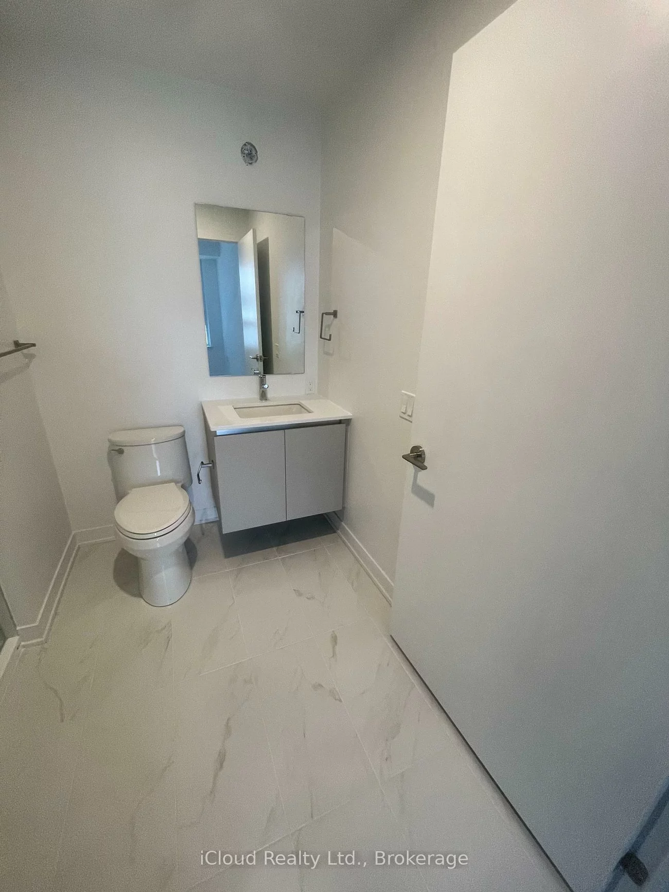 395, Dundas, 1008 - GO Glenorchy, Oakville