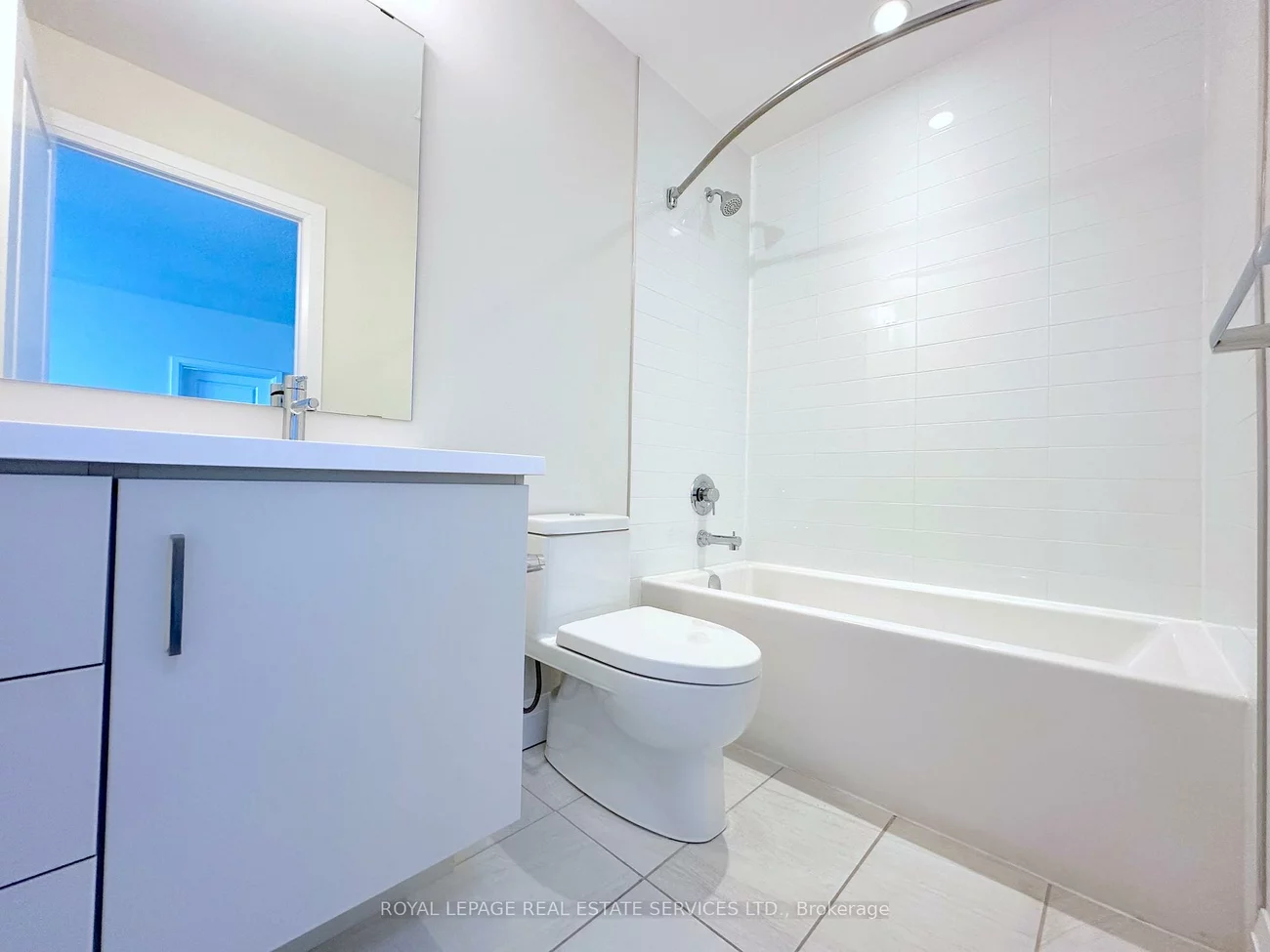 2333, Taunton, 1015 - RO River Oaks, Oakville