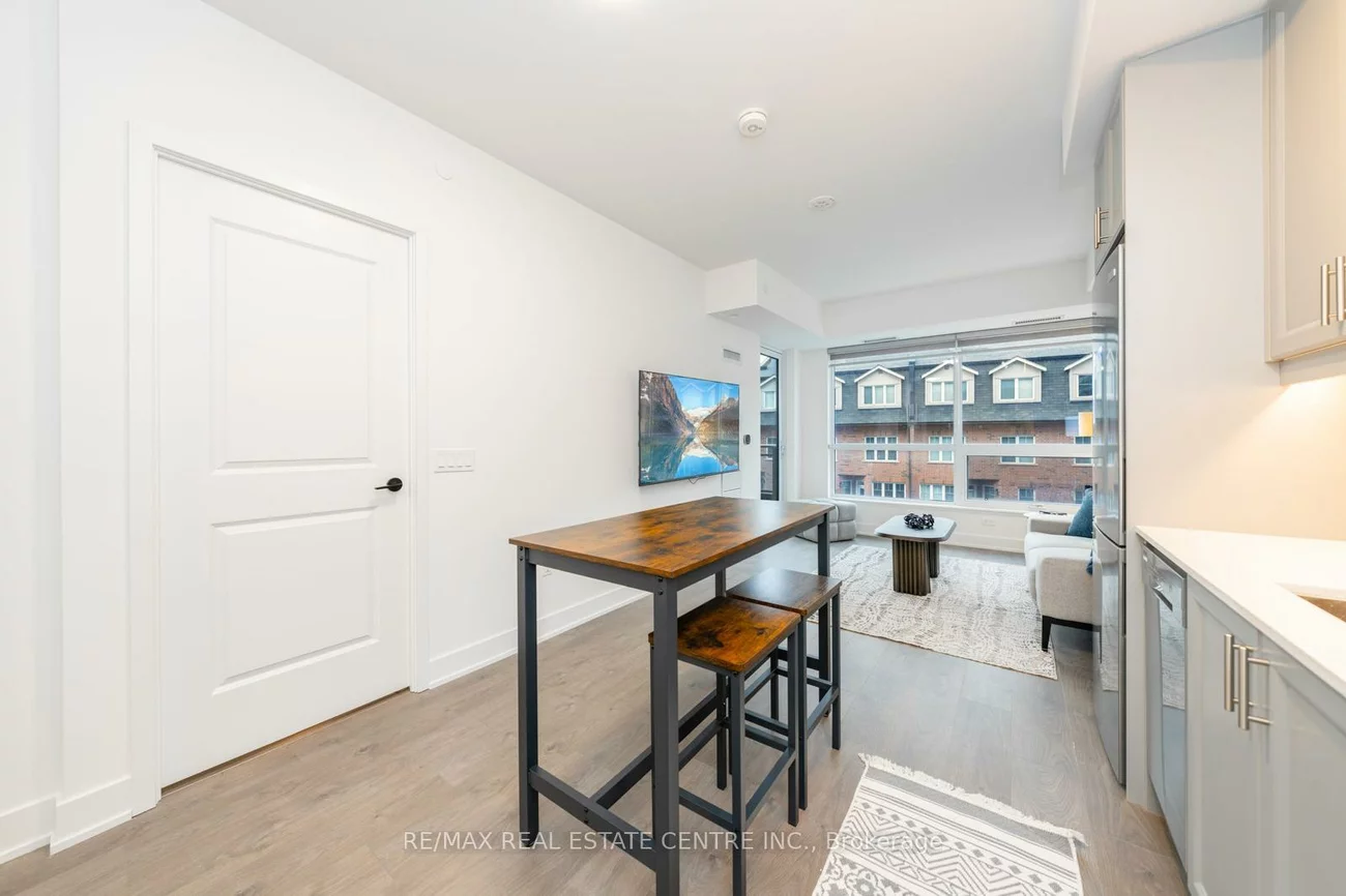 2343, Khalsa, 1022 - WT West Oak Trails, Oakville