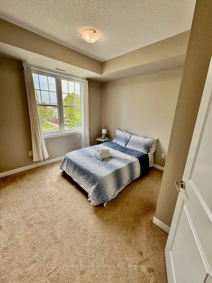 2339, Sawgrass, 1015 - RO River Oaks, Oakville