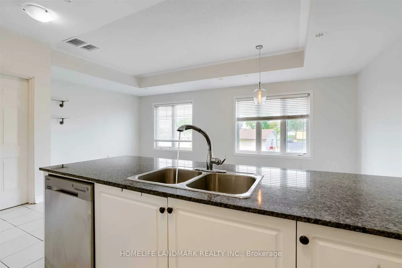 2420, Baronwood, 1019 - WM Westmount, Oakville
