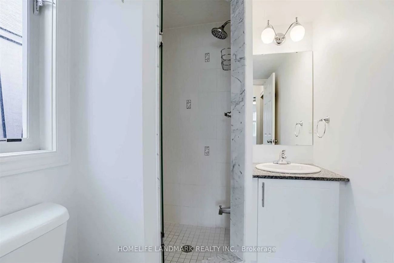 2420, Baronwood, 1019 - WM Westmount, Oakville