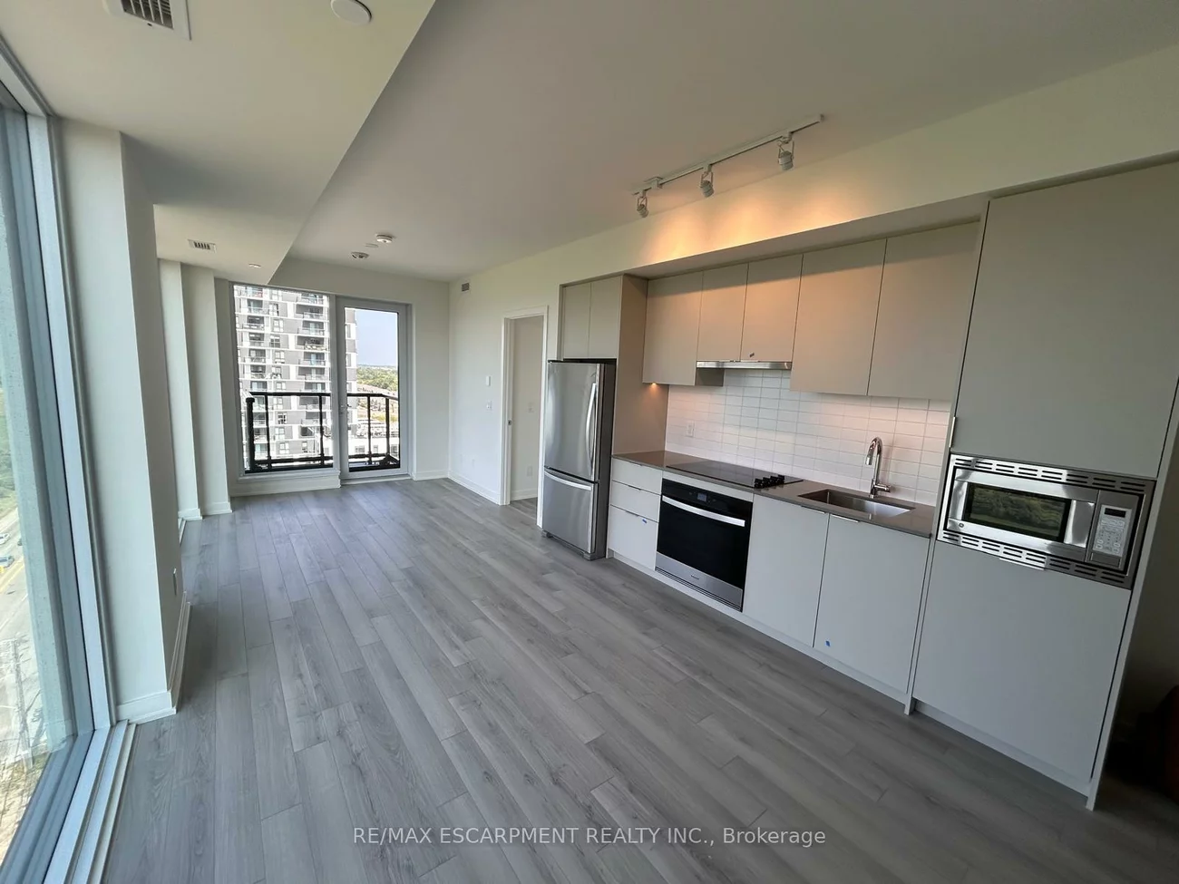 3079, Trafalgar, 1010 - JM Joshua Meadows, Oakville