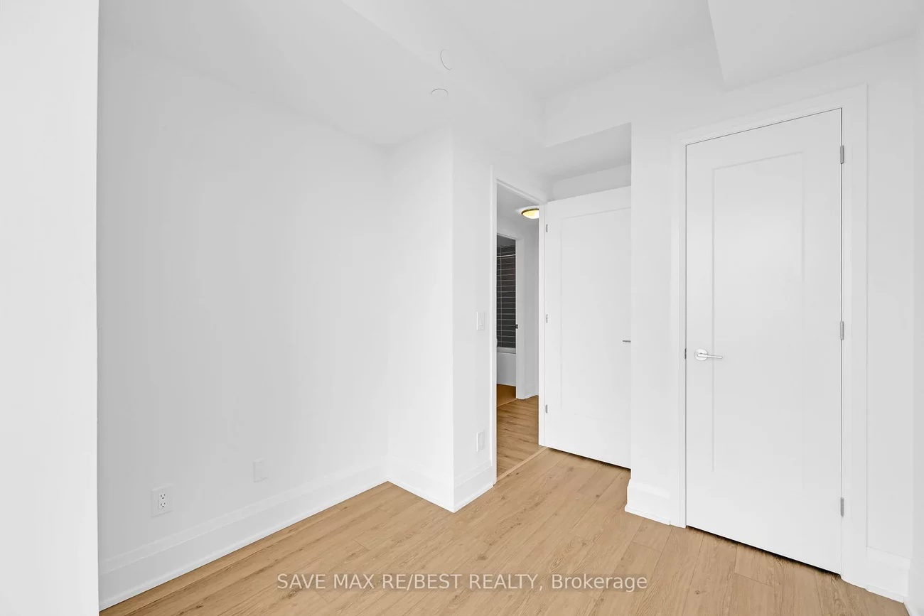 3079, Trafalgar, 1010 - JM Joshua Meadows, Oakville
