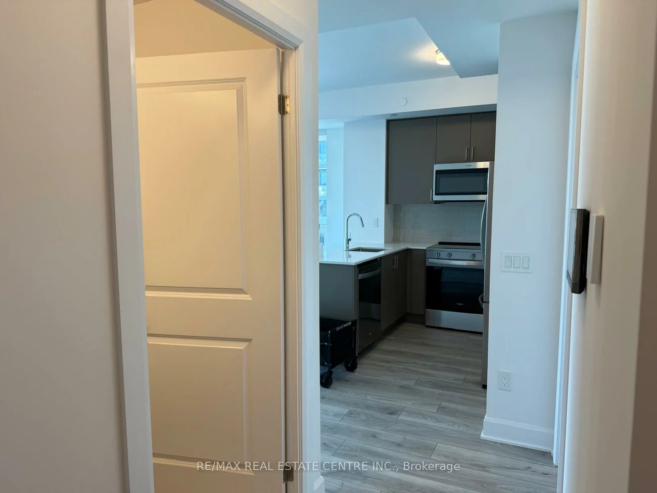 3240, William Coltson, 1010 - JM Joshua Meadows, Oakville