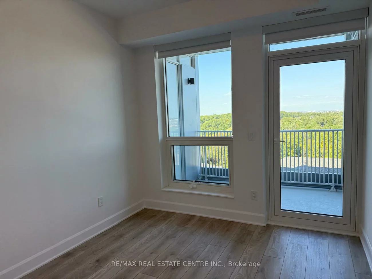 3240, William Coltson, 1010 - JM Joshua Meadows, Oakville