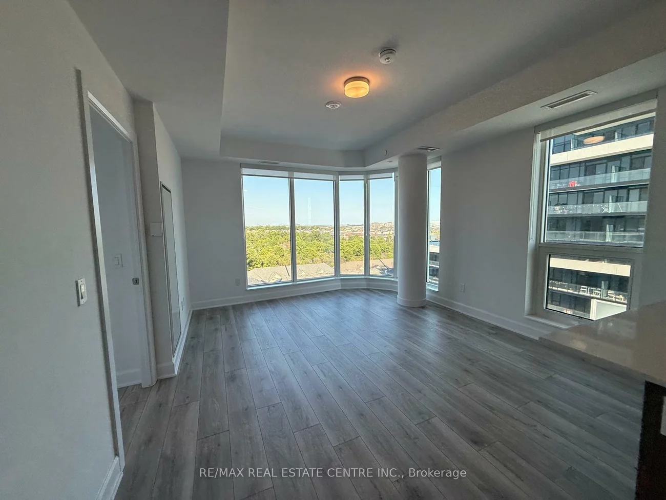 3240, William Coltson, 1010 - JM Joshua Meadows, Oakville