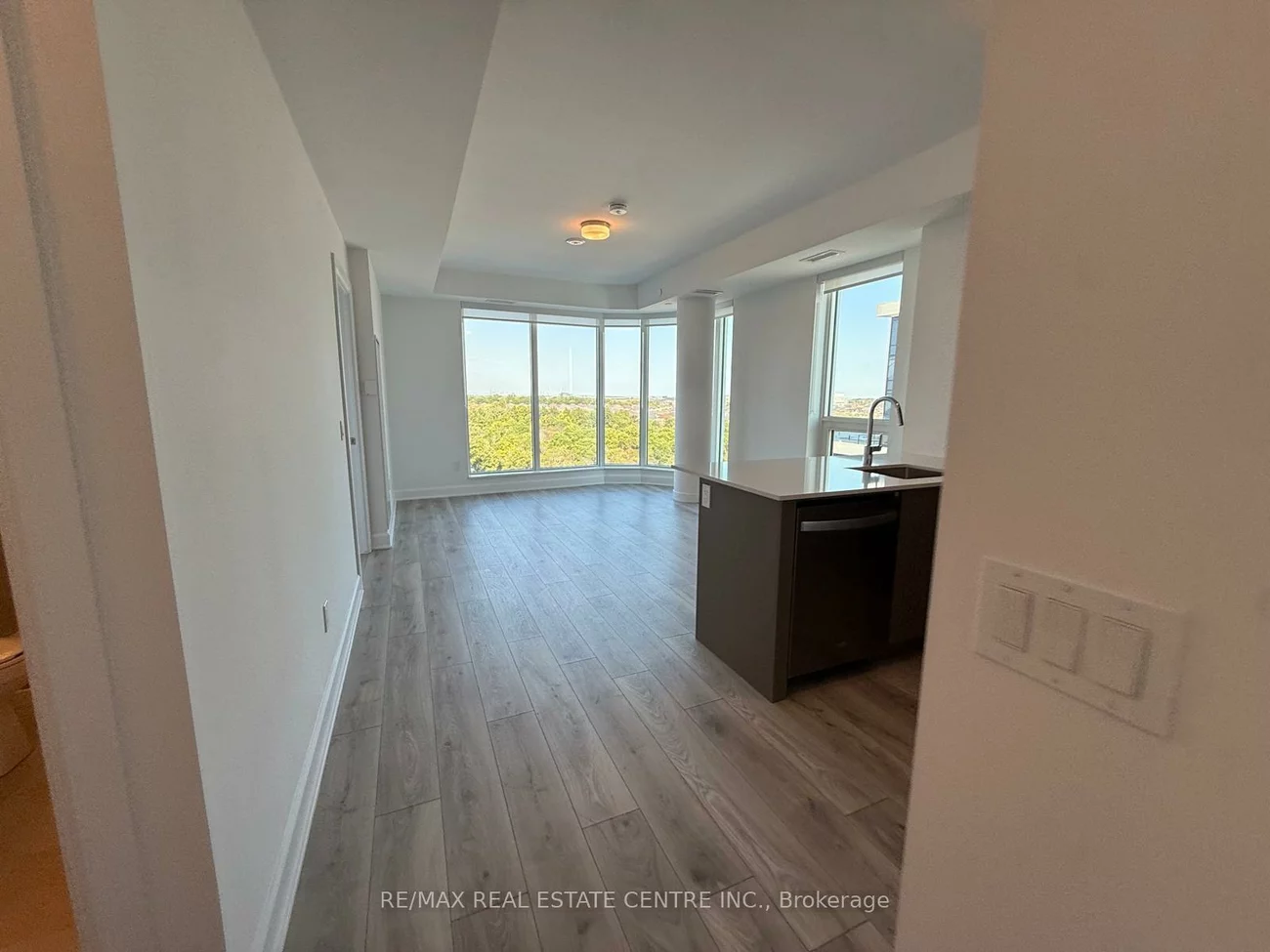 3240, William Coltson, 1010 - JM Joshua Meadows, Oakville