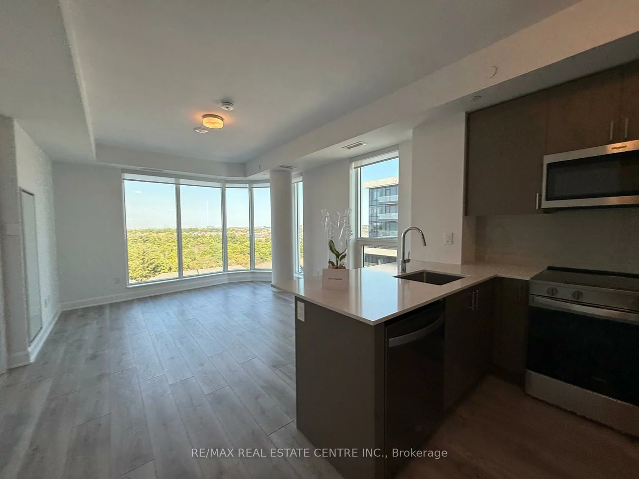 3240, William Coltson, 1010 - JM Joshua Meadows, Oakville