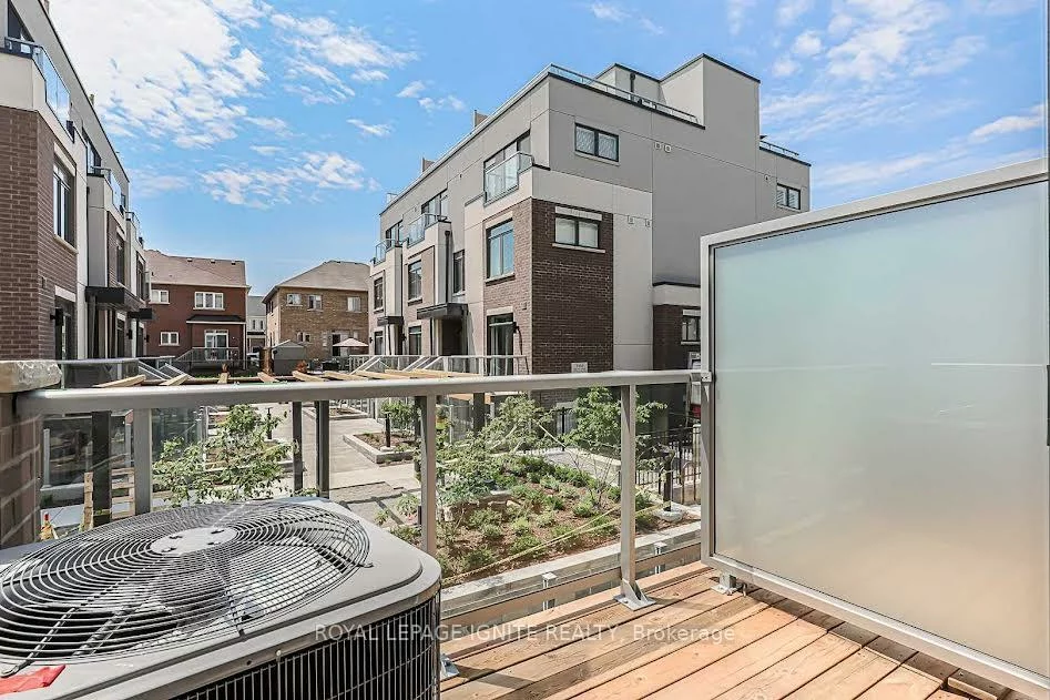 3058, Sixth, 1008 - GO Glenorchy, Oakville