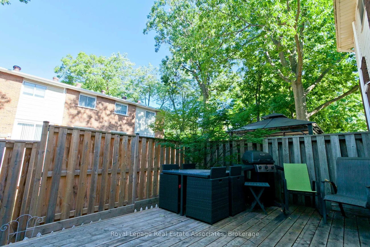 1270, Gainsborough, 1005 - FA Falgarwood, Oakville