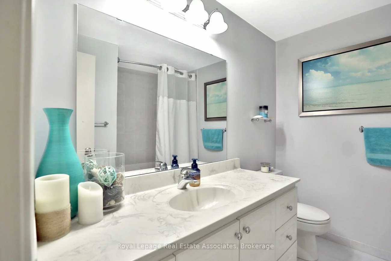 1270, Gainsborough, 1005 - FA Falgarwood, Oakville