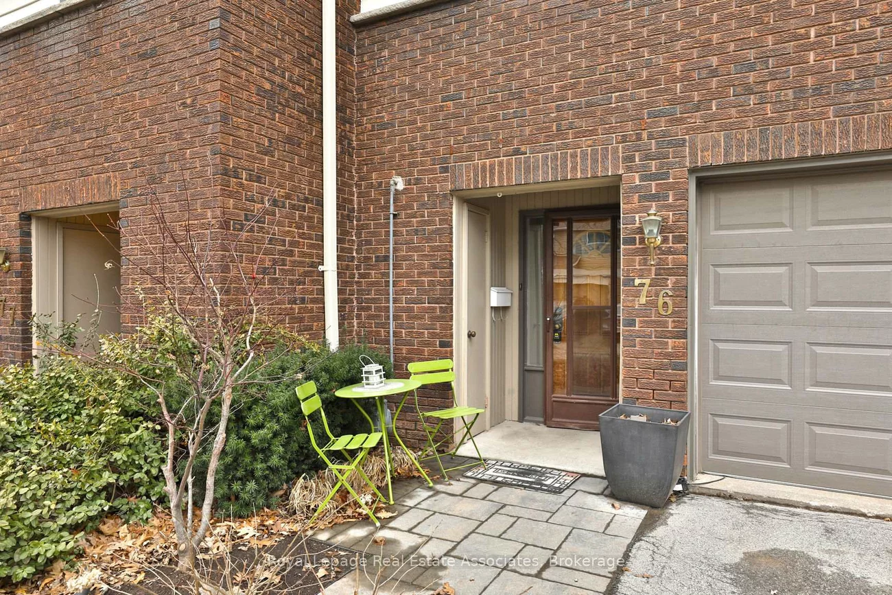 1270, Gainsborough, 1005 - FA Falgarwood, Oakville