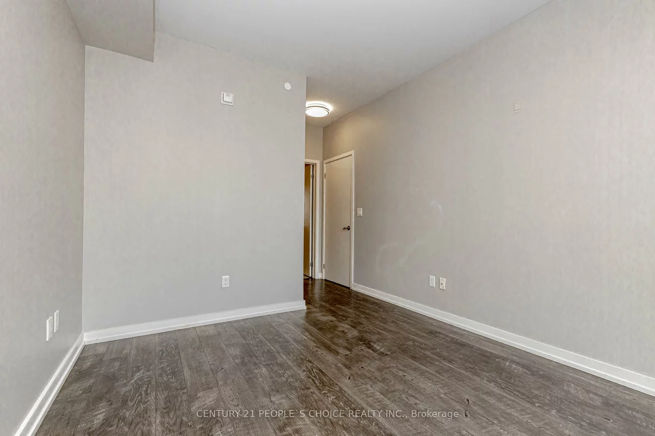 210, Sabina, 1008 - GO Glenorchy, Oakville