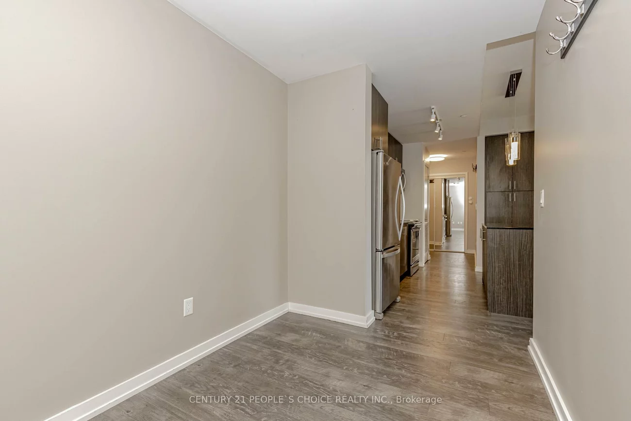 210, Sabina, 1008 - GO Glenorchy, Oakville