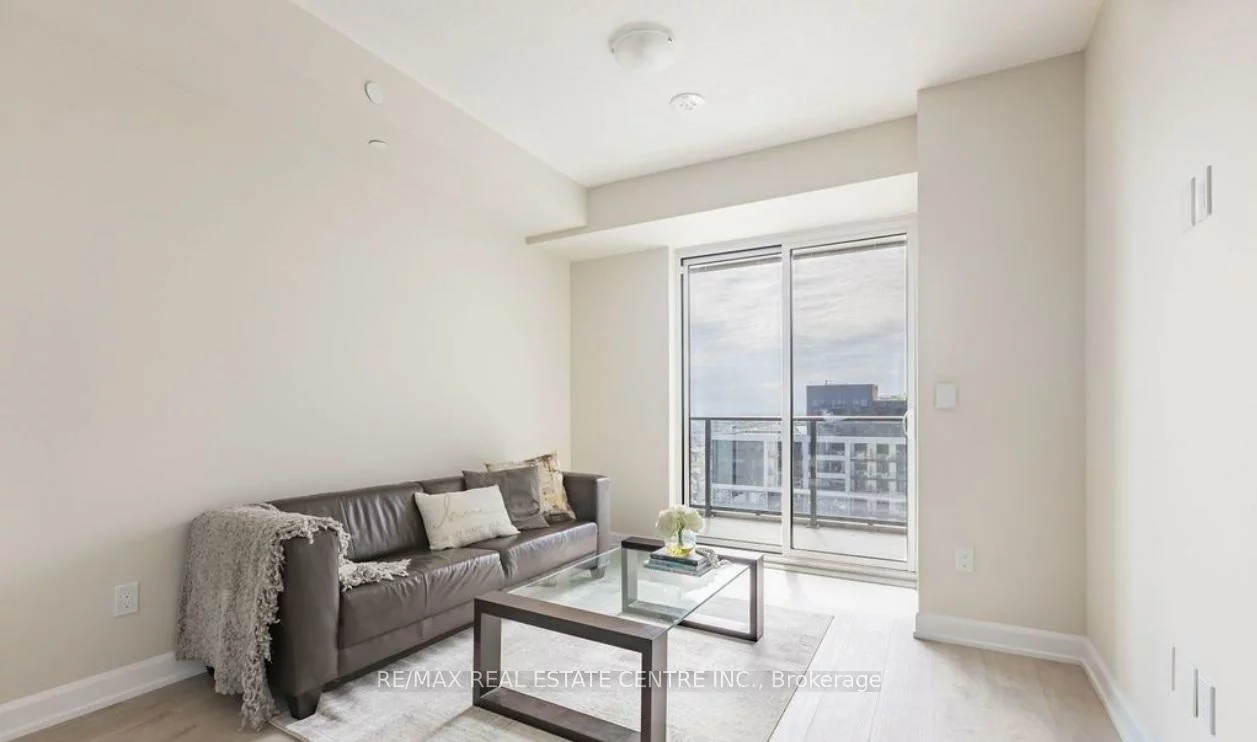 3220, William Coltson, 1010 - JM Joshua Meadows, Oakville