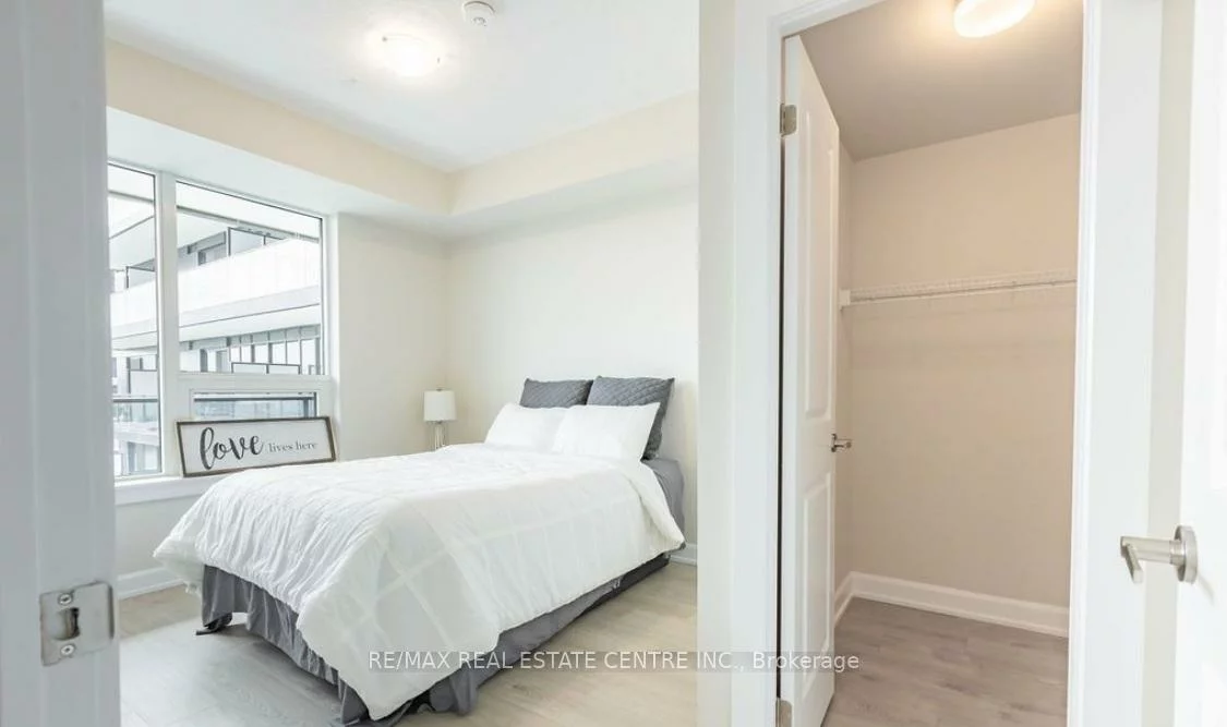 3220, William Coltson, 1010 - JM Joshua Meadows, Oakville