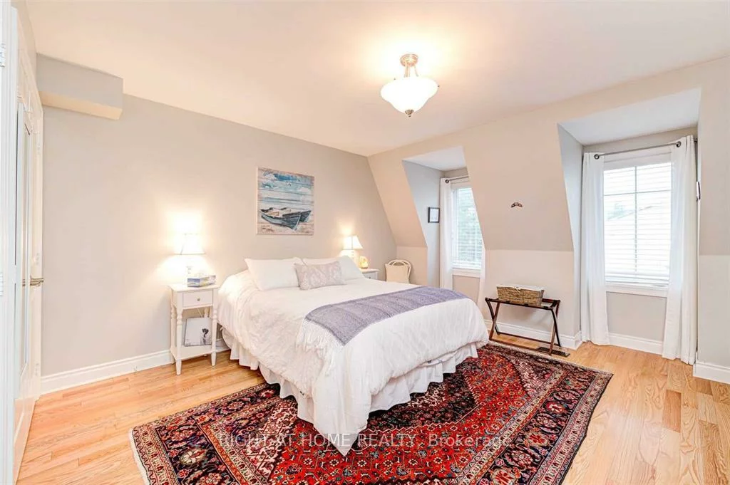 99, Brant, 1002 - CO Central, Oakville