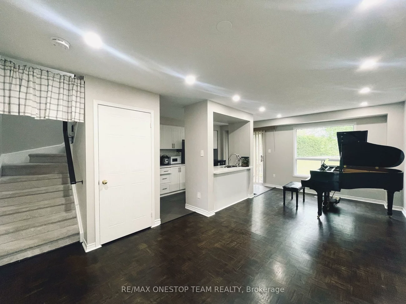 2350, Grand Ravine, 1015 - RO River Oaks, Oakville