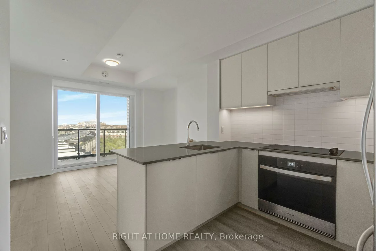 3079, Trafalgar, 1010 - JM Joshua Meadows, Oakville