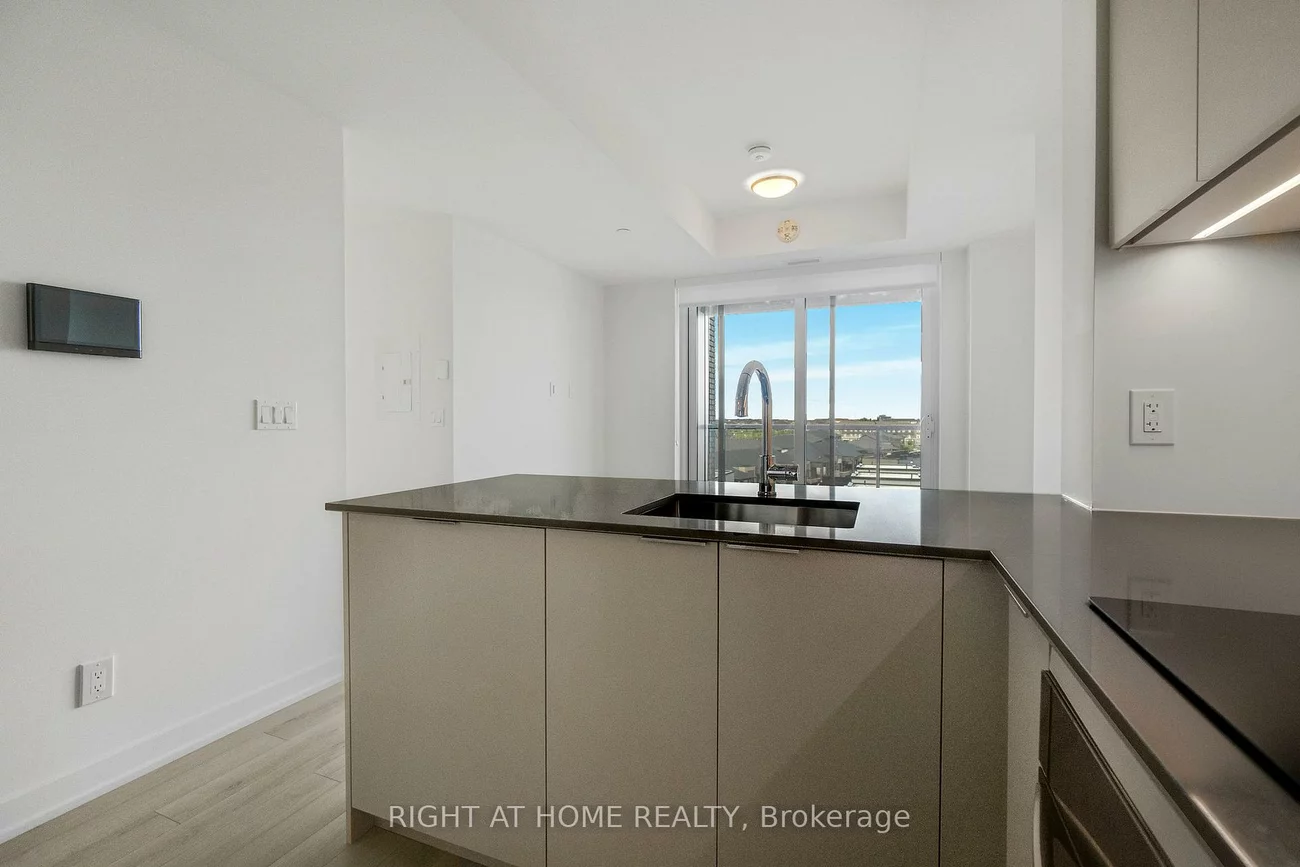 3079, Trafalgar, 1010 - JM Joshua Meadows, Oakville