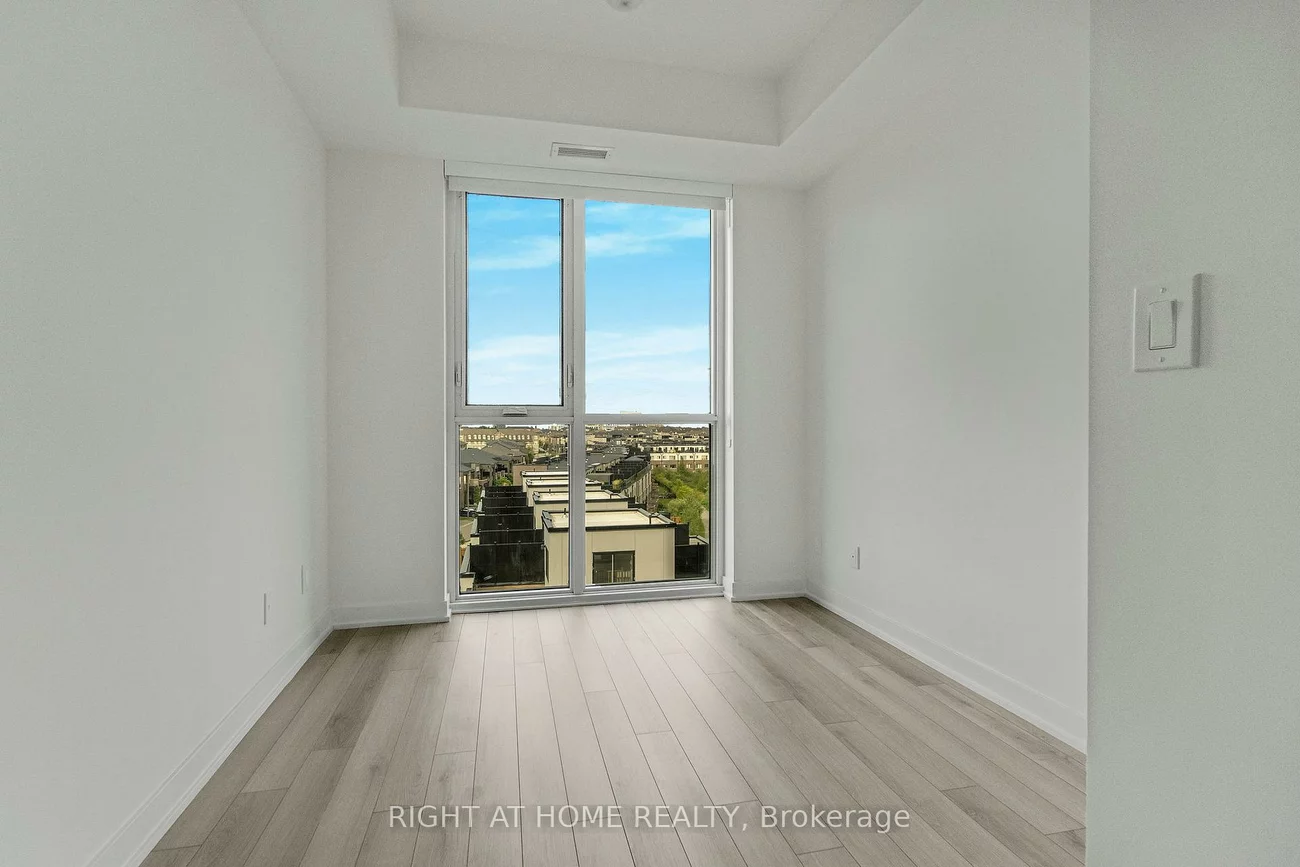 3079, Trafalgar, 1010 - JM Joshua Meadows, Oakville