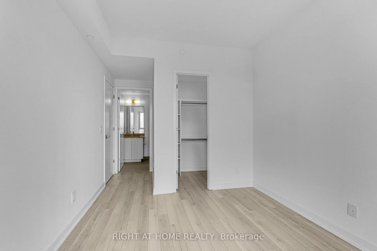 3079, Trafalgar, 1010 - JM Joshua Meadows, Oakville