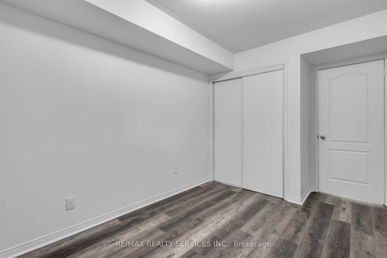 43, Hays, 1015 - RO River Oaks, Oakville