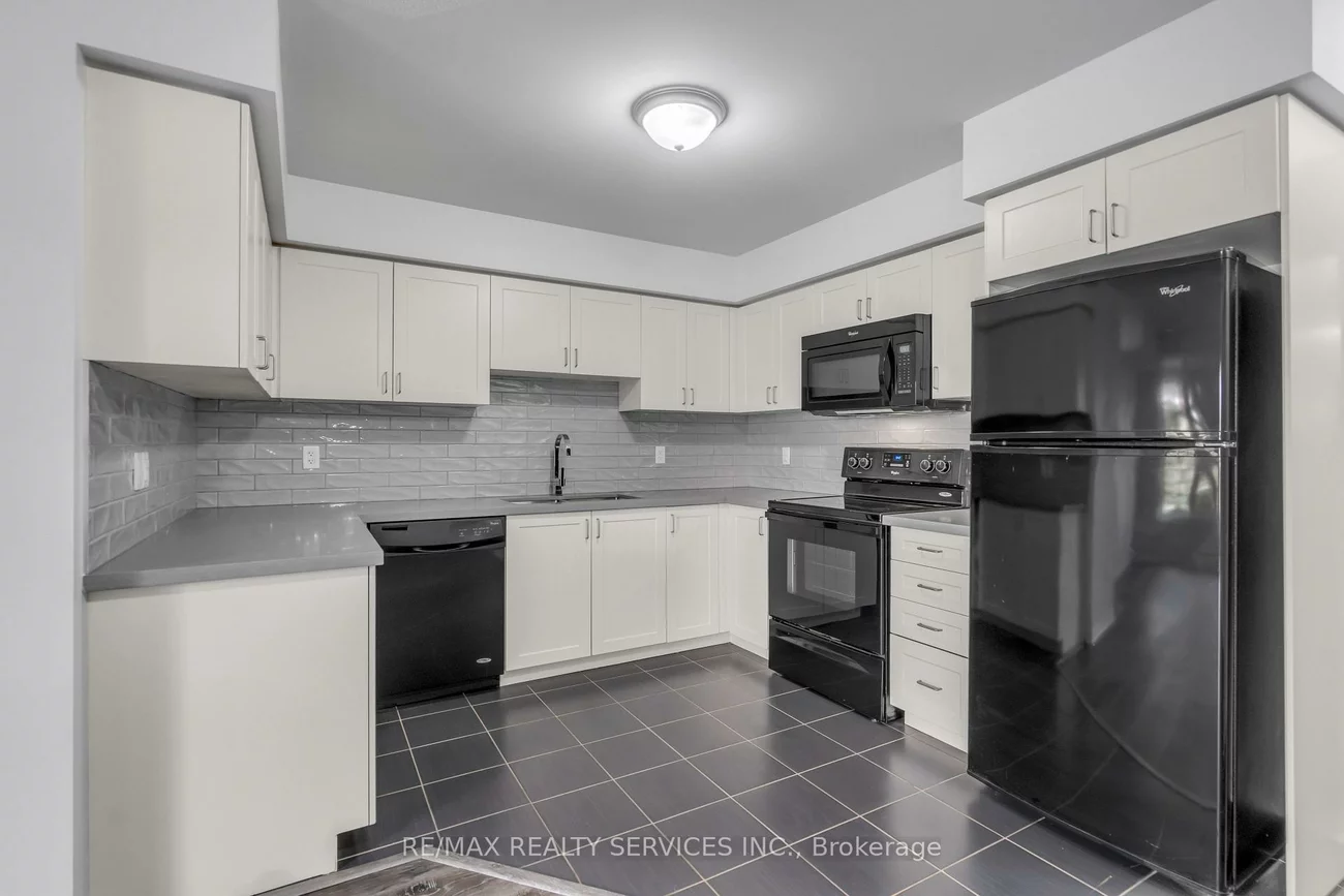 43, Hays, 1015 - RO River Oaks, Oakville