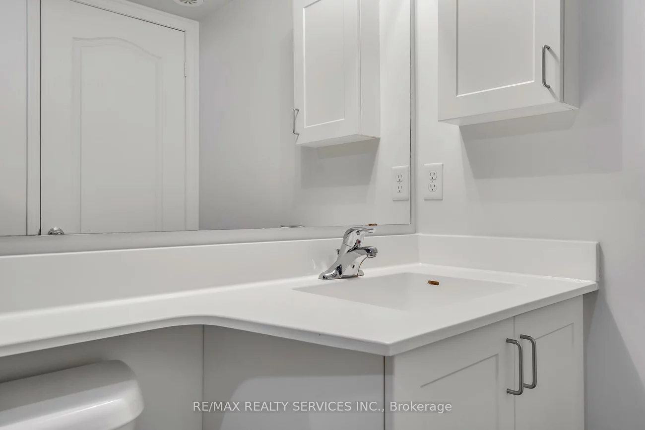 43, Hays, 1015 - RO River Oaks, Oakville