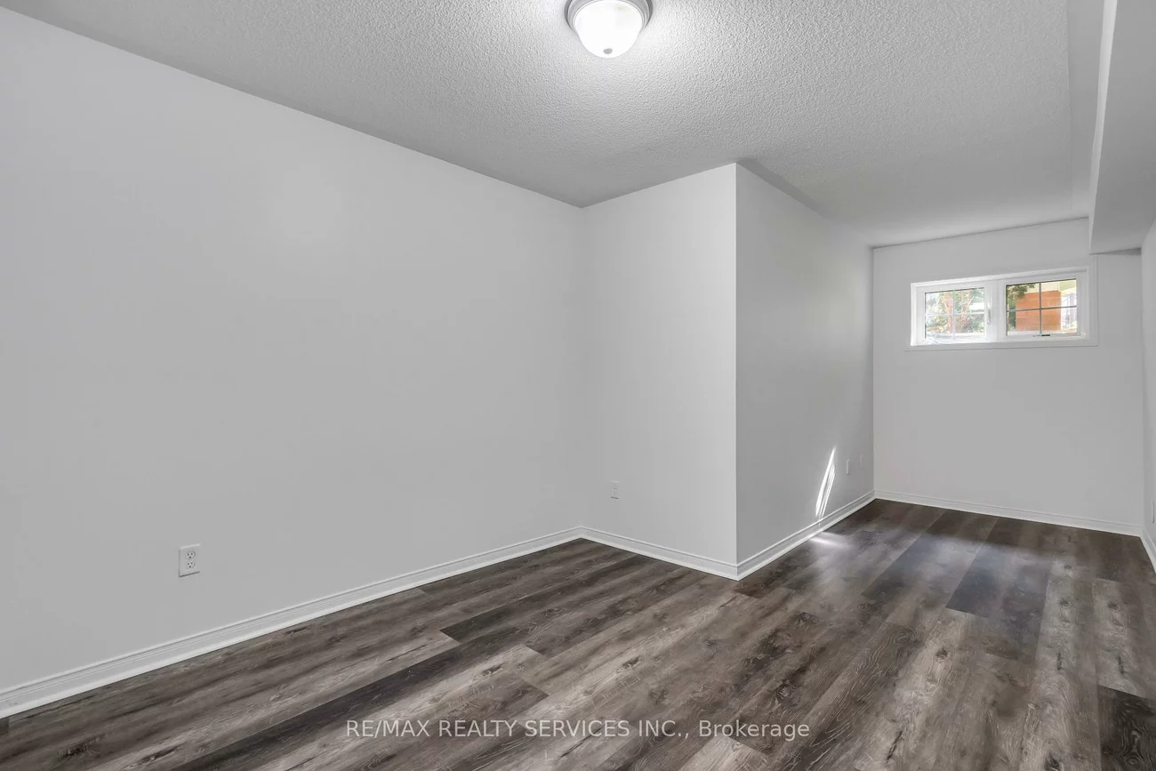43, Hays, 1015 - RO River Oaks, Oakville