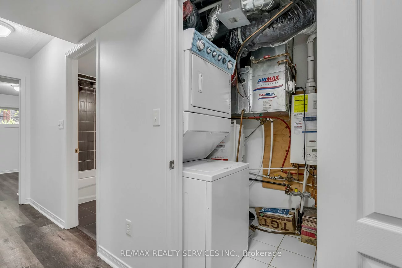 43, Hays, 1015 - RO River Oaks, Oakville