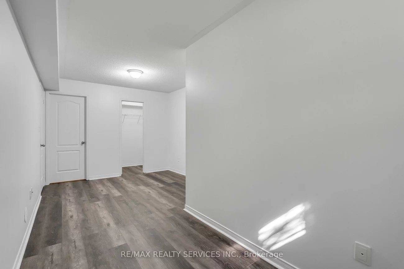 43, Hays, 1015 - RO River Oaks, Oakville