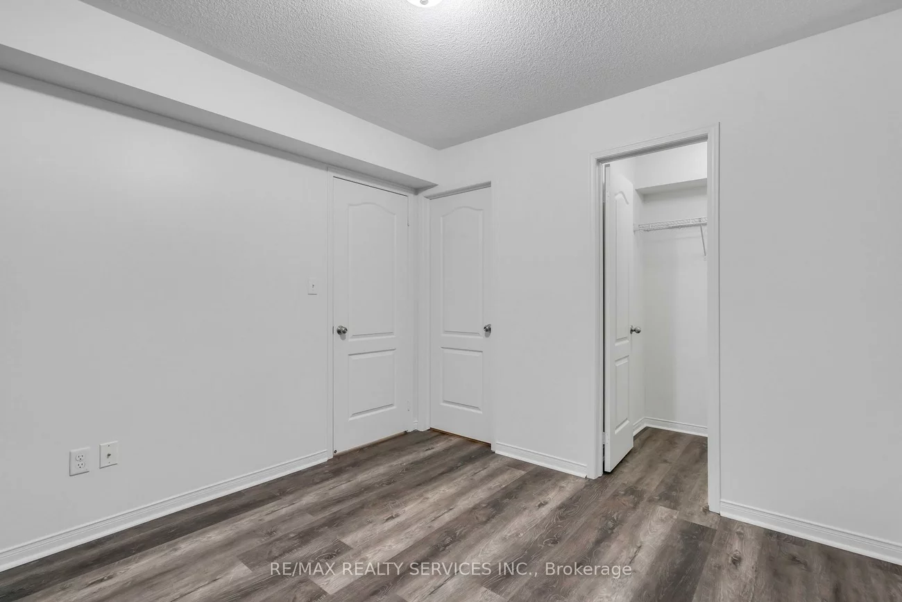 43, Hays, 1015 - RO River Oaks, Oakville