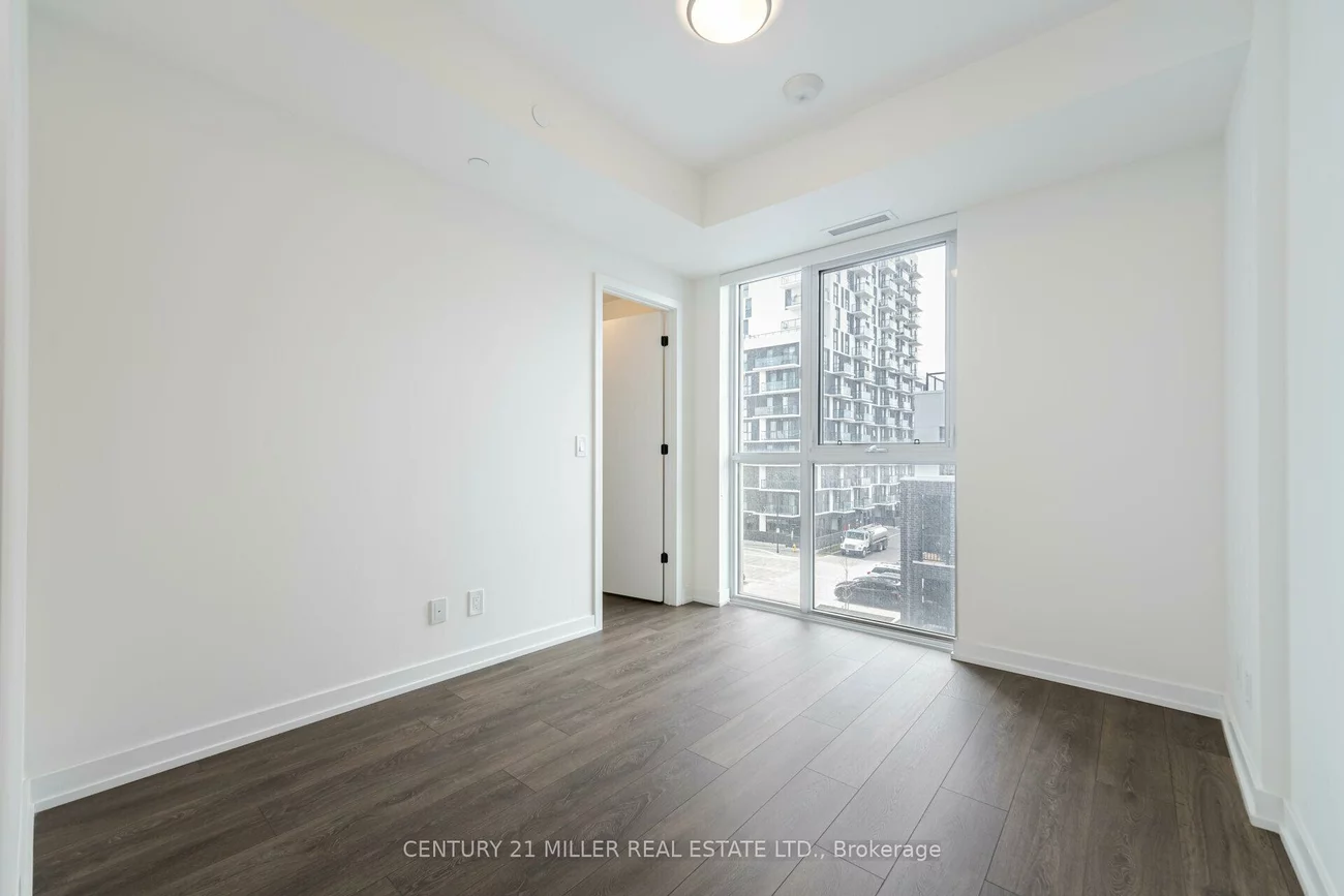 335, Wheat Boom, 1010 - JM Joshua Meadows, Oakville
