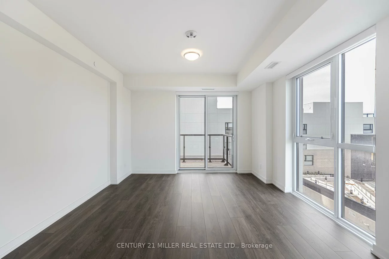335, Wheat Boom, 1010 - JM Joshua Meadows, Oakville