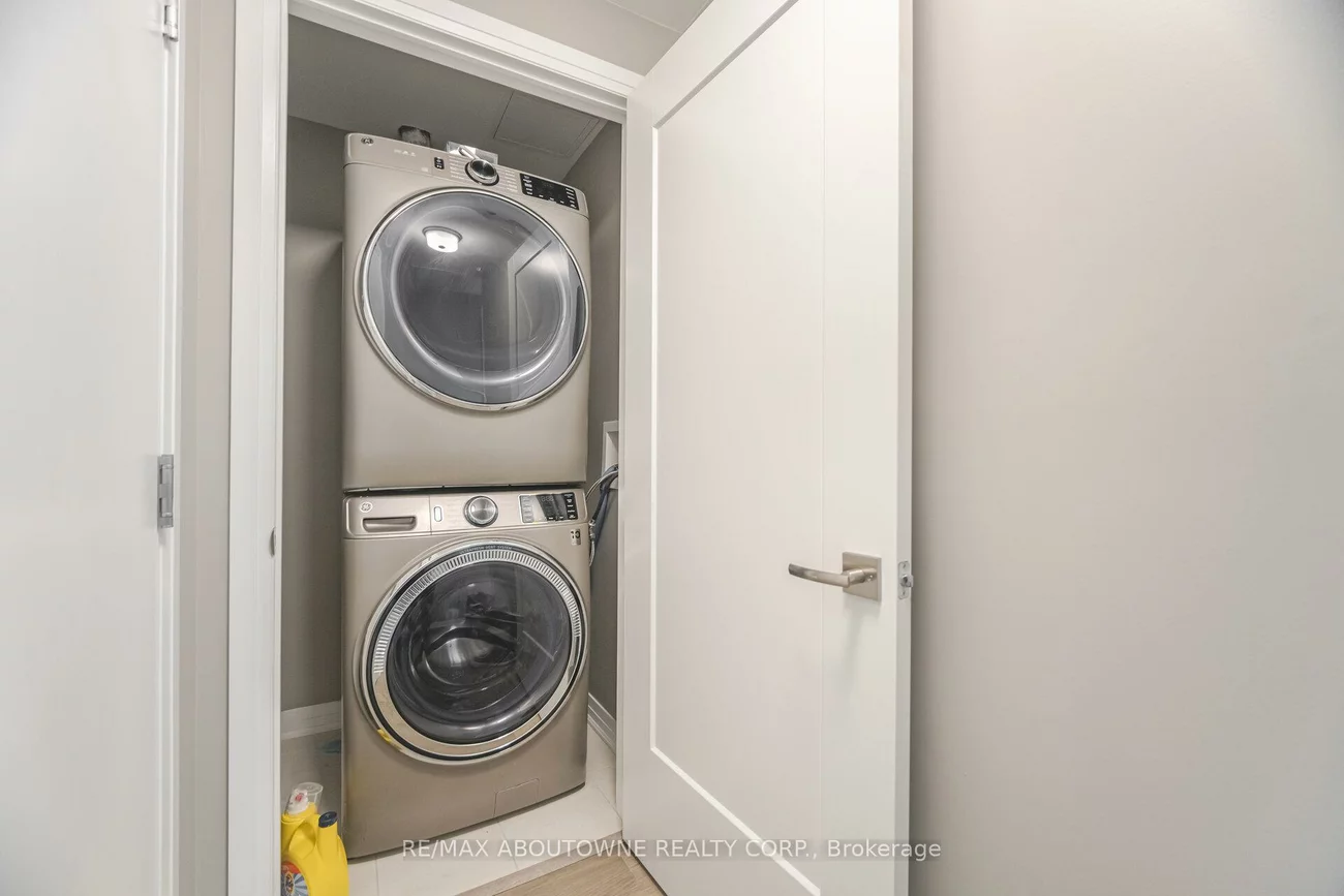 50, Kaitting, 1008 - GO Glenorchy, Oakville