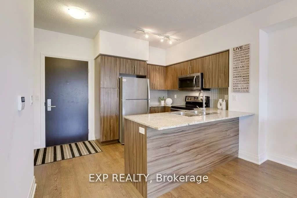 55, Speers, 1002 - CO Central, Oakville