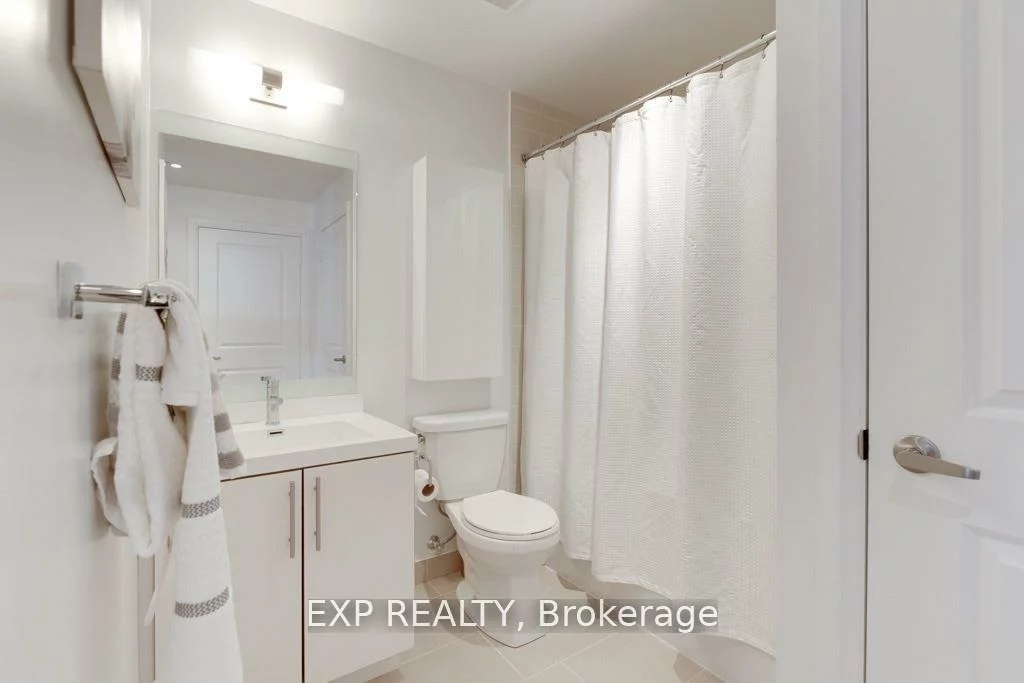 55, Speers, 1002 - CO Central, Oakville